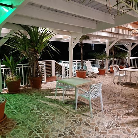 Hotel Chez Papa Daya Saint Pierre Luaran gambar