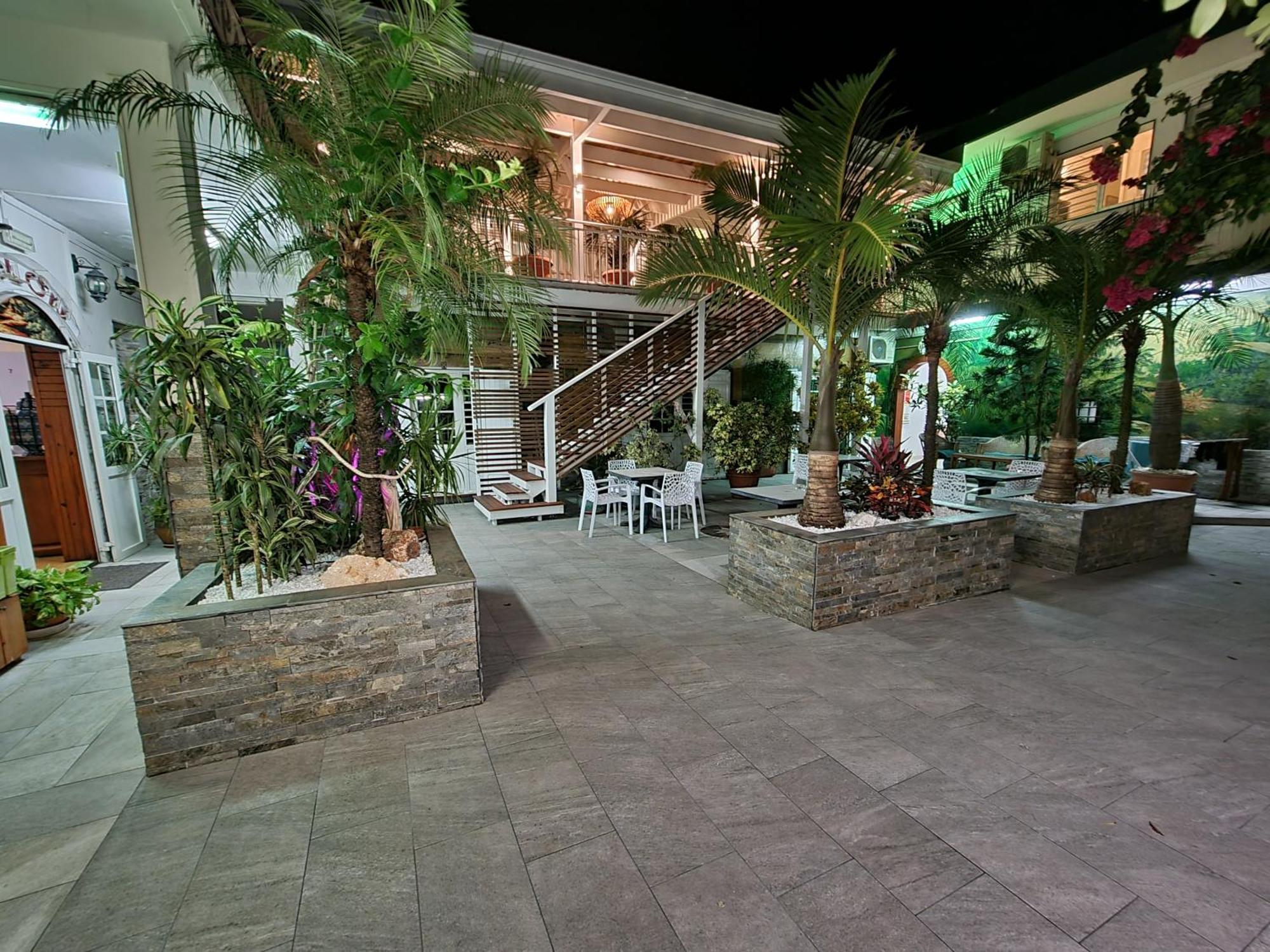 Hotel Chez Papa Daya Saint Pierre Luaran gambar