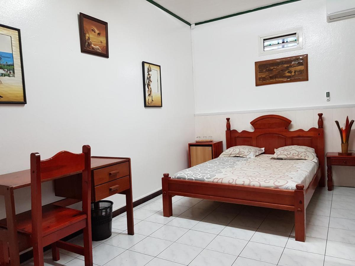Hotel Chez Papa Daya Saint Pierre Luaran gambar